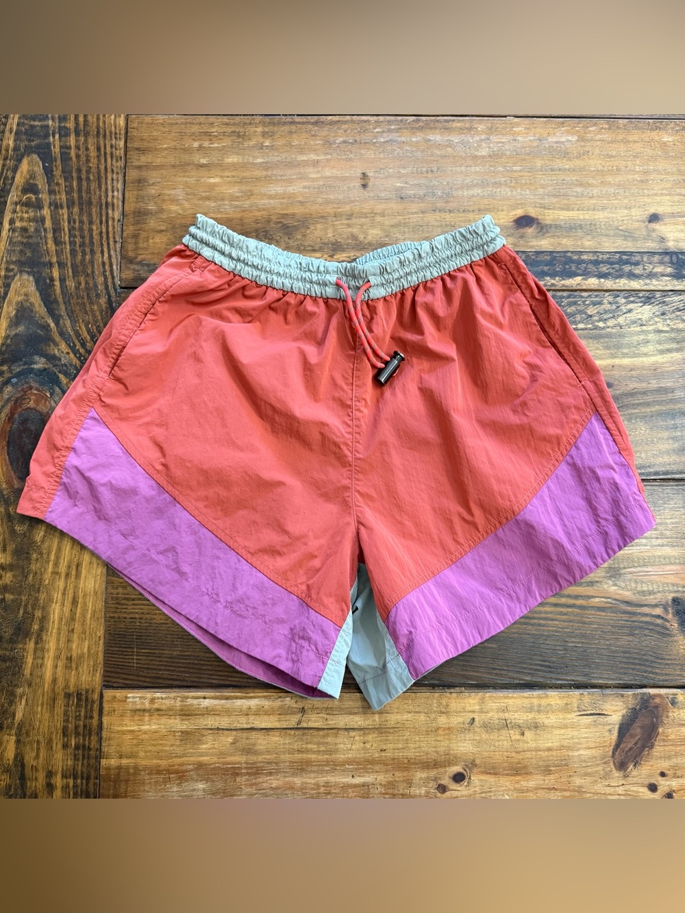 Lululemon Evergreen High Rise Shorts 4.5” Pink Punch/Pink Lychee Size 2